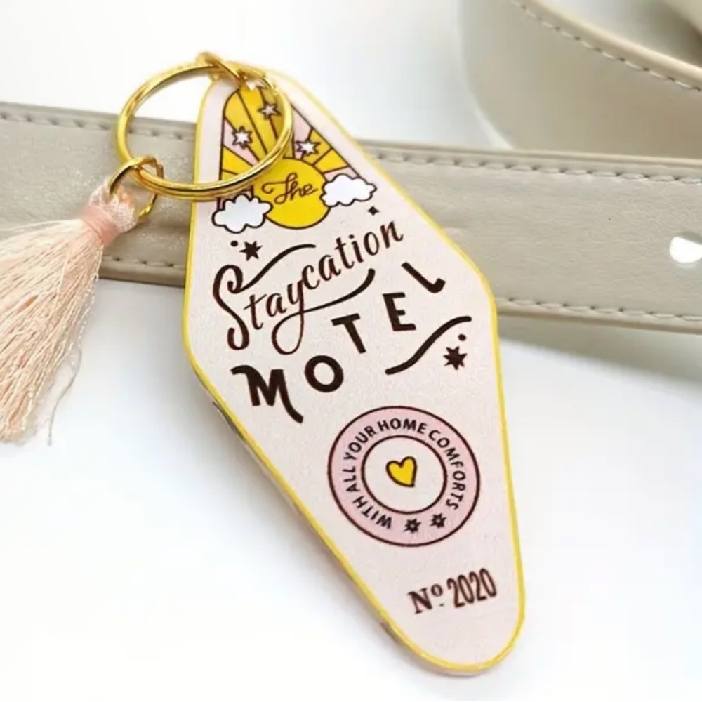 The Staycation Motel Keychain With Tassel Vintage Style - Picture 4 of 6